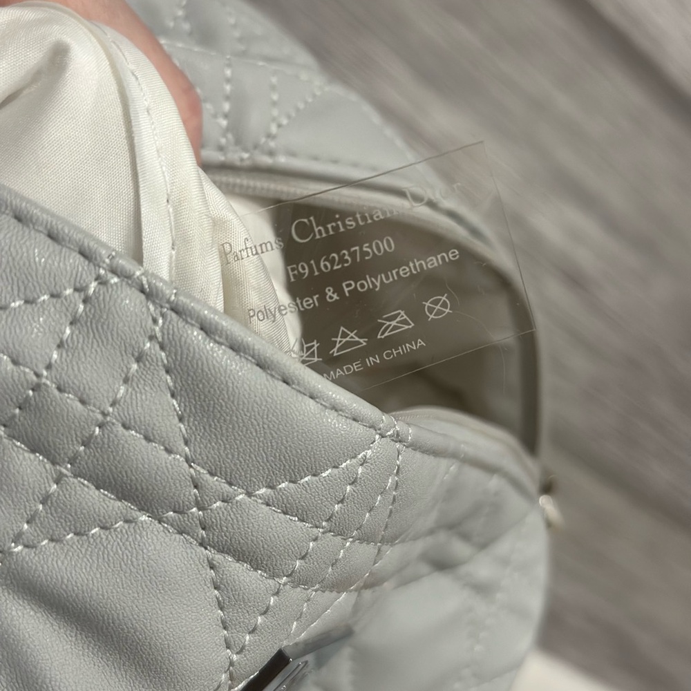 Dior Quilted Gray Women's Bag new - Picture 5 of 7